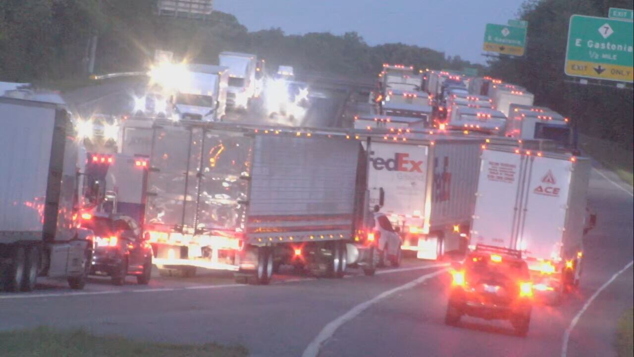 I-85 South shut down after crash in Gastonia